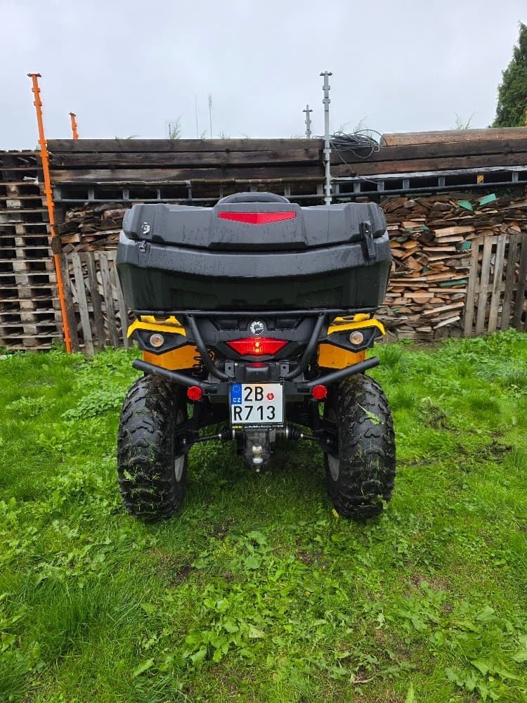 Can-am Outlander L Max 570 XT 2016 bílá RZ