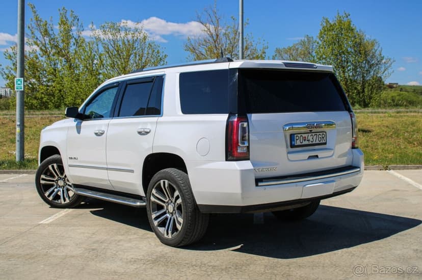 GMC Yukon Denali 6.2 V8