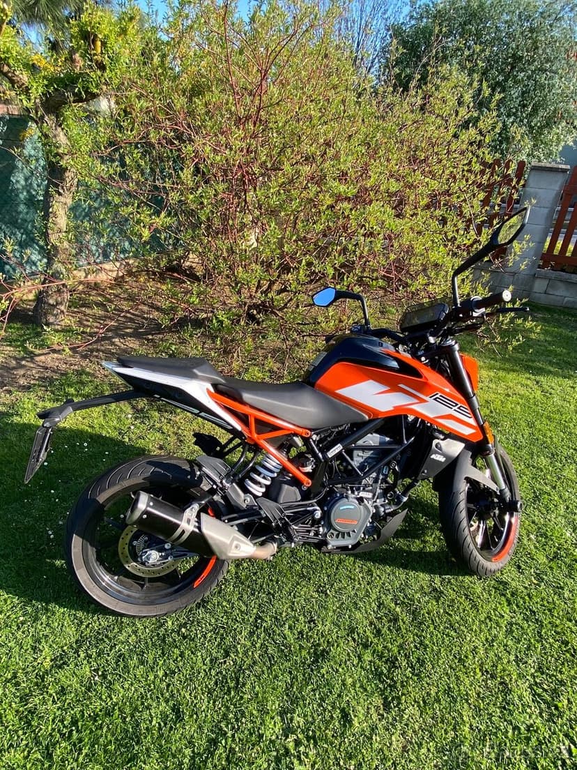 KTM Duke 125