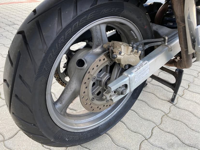 Honda Varadero 1000 stříkačka