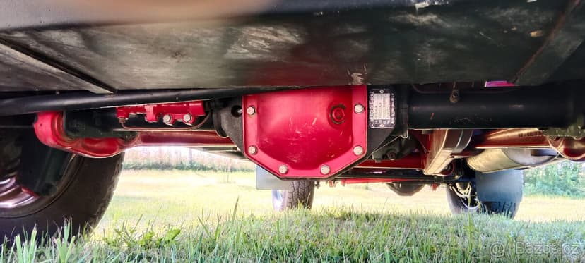 Mercedes G 300D, expediční vůz