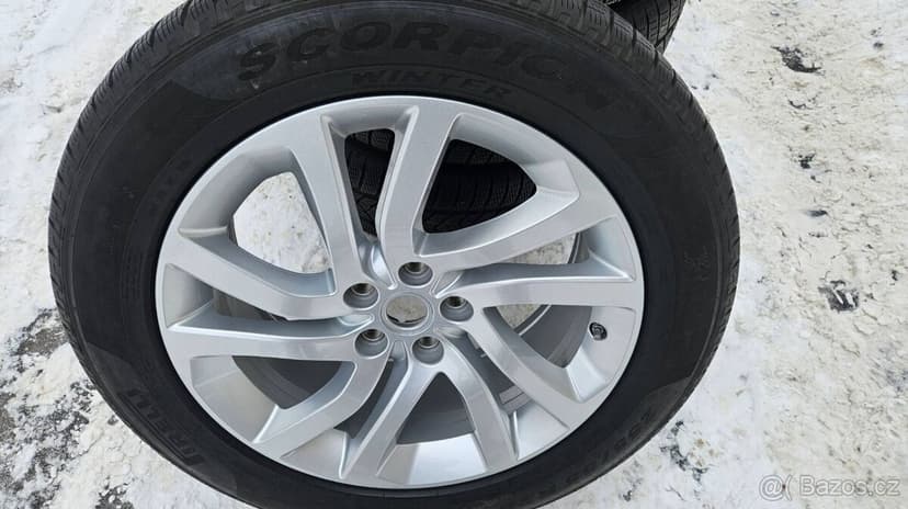Originál Land Rover ALU kola R20 5x120 + Pirelli