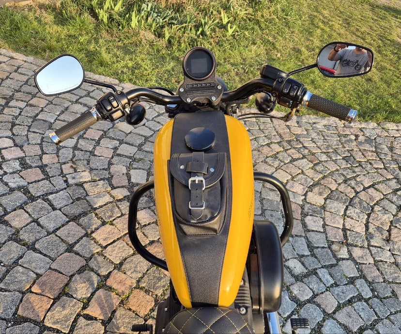 Harley Davidson Sportster 883 Iron