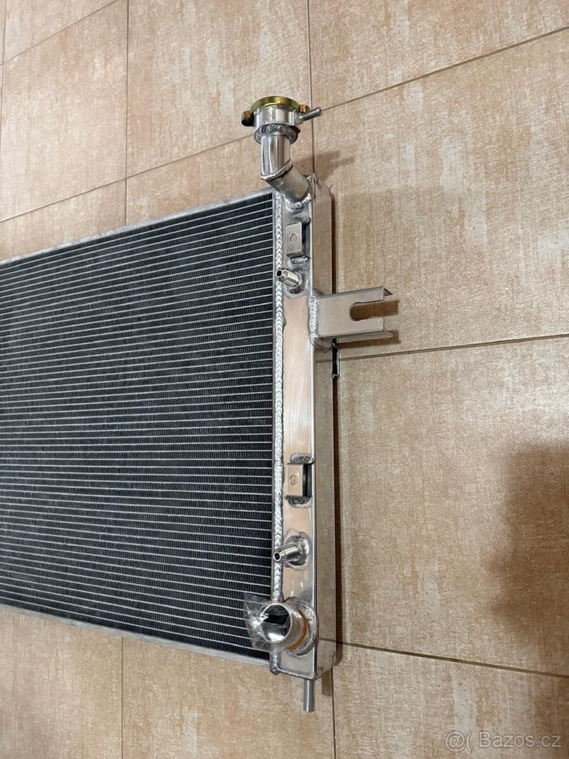 Nový ALU chladič a vrtule pro Jeep Grand Cherokee WJ 4.7