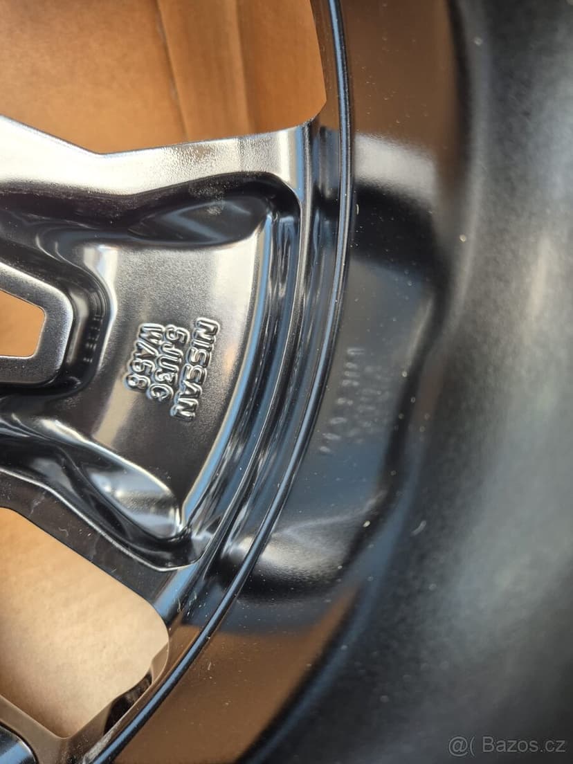 Nové originál Alu disky Nissan Navara/ pathfinder/ Renault