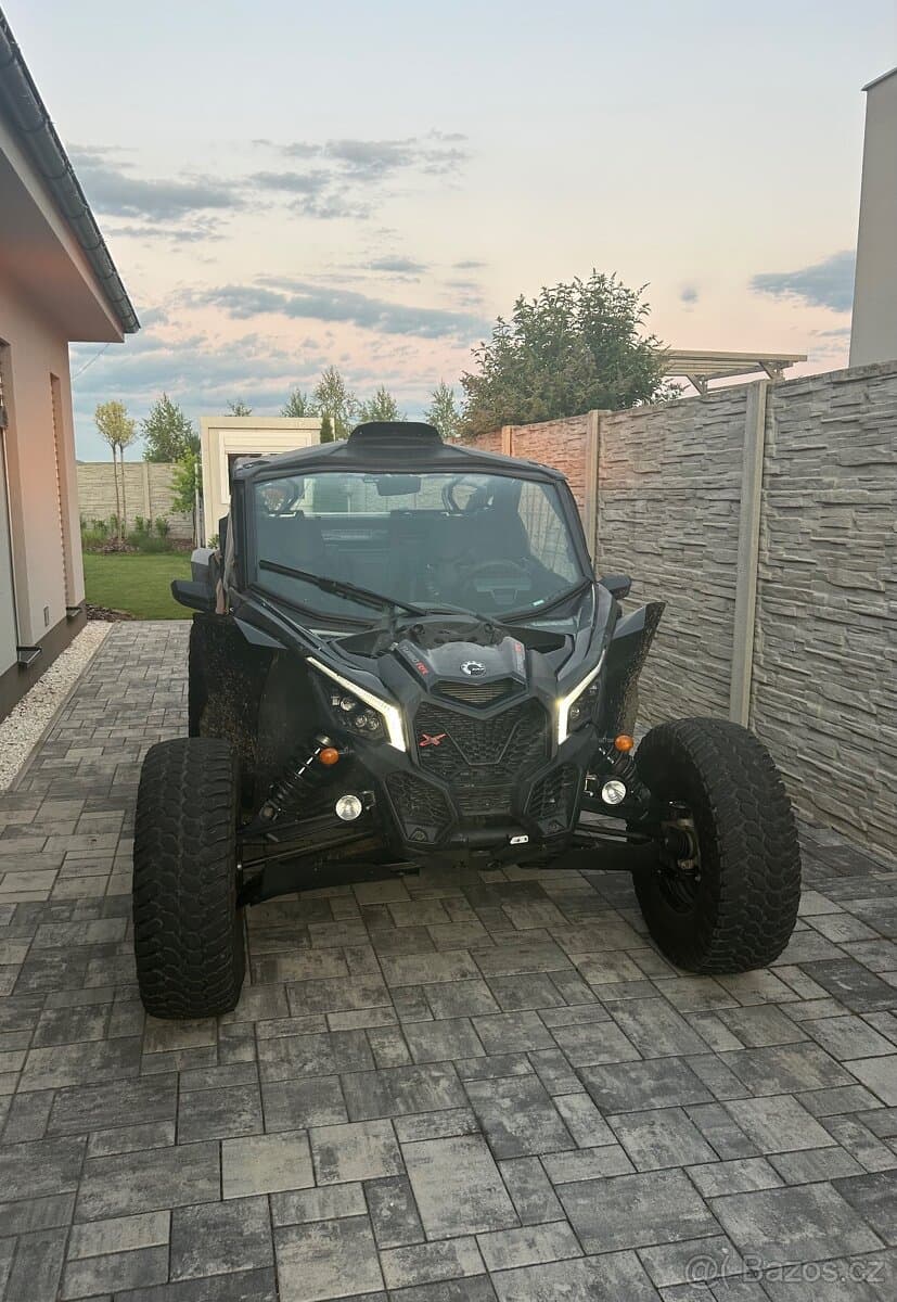 CAN-AM Maverick r. 2023