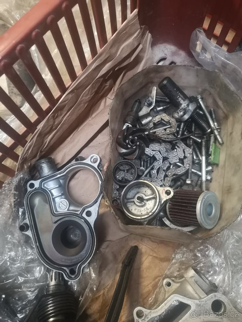 Suzuki RMZ 450, 2007, zbylé díly