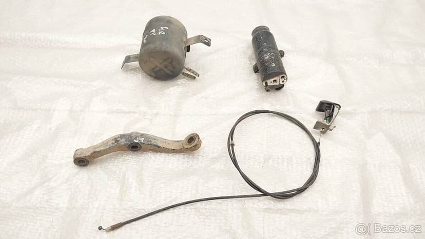 Toyota 4Runner II – Drobné díly