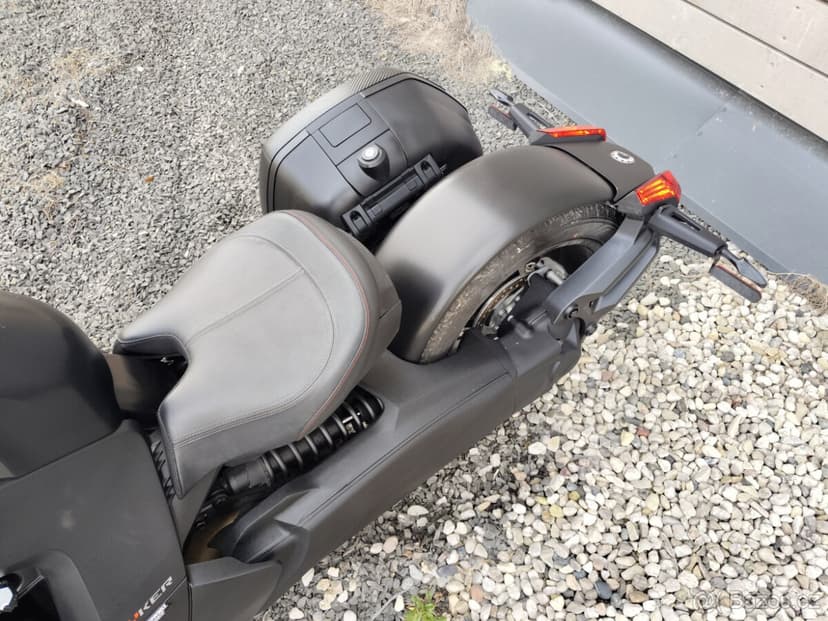 CAN-AM Ryker 900 ACE SPORT - tříkolka