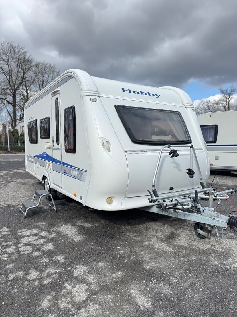 Hobby DeLuxe 460 LU ~ dělené postele