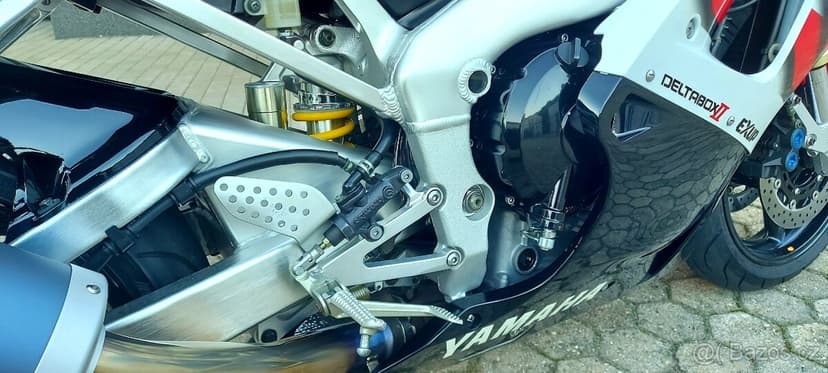 YAMAHA YZF-R1 Noriyuki Haga, kultovní legenda v TOP stavu