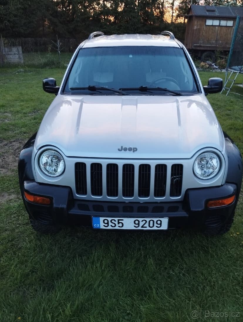 Prodám jeep Cherokee kj