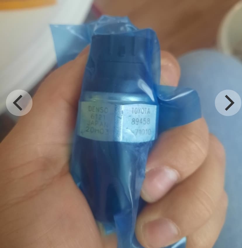 Senzor tlaku paliva toyota hilux avensis d4d 2.2/ 2.5L/3.0