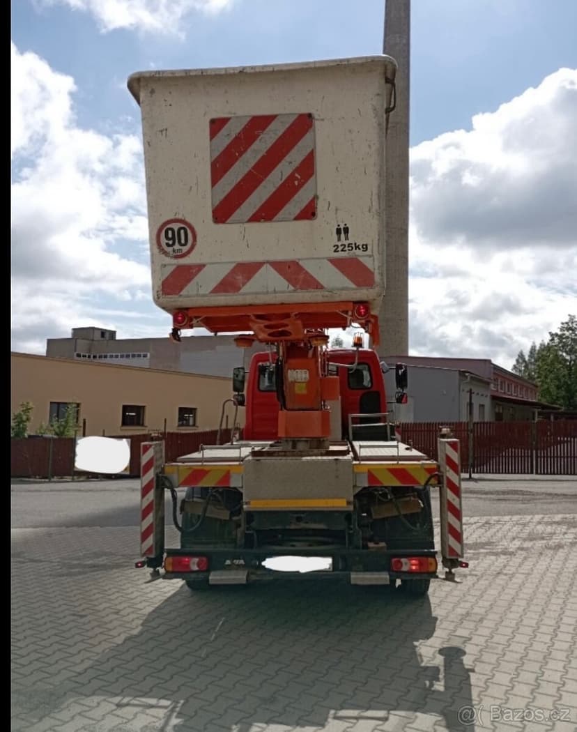 Avia D120 - montážní plošina