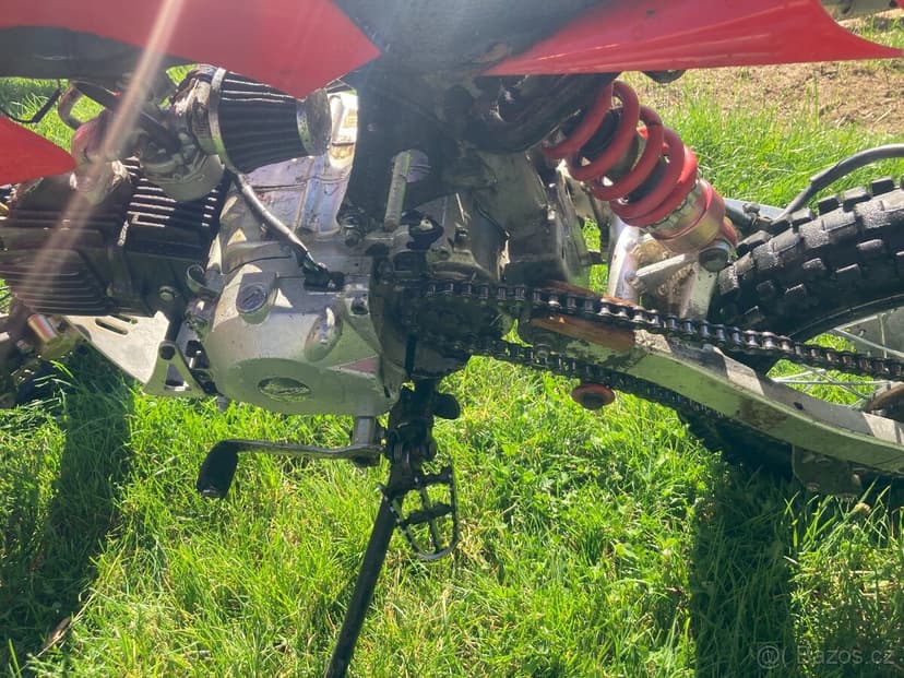 Pitbike 110 ccm – pojízdný, potřeba doladit