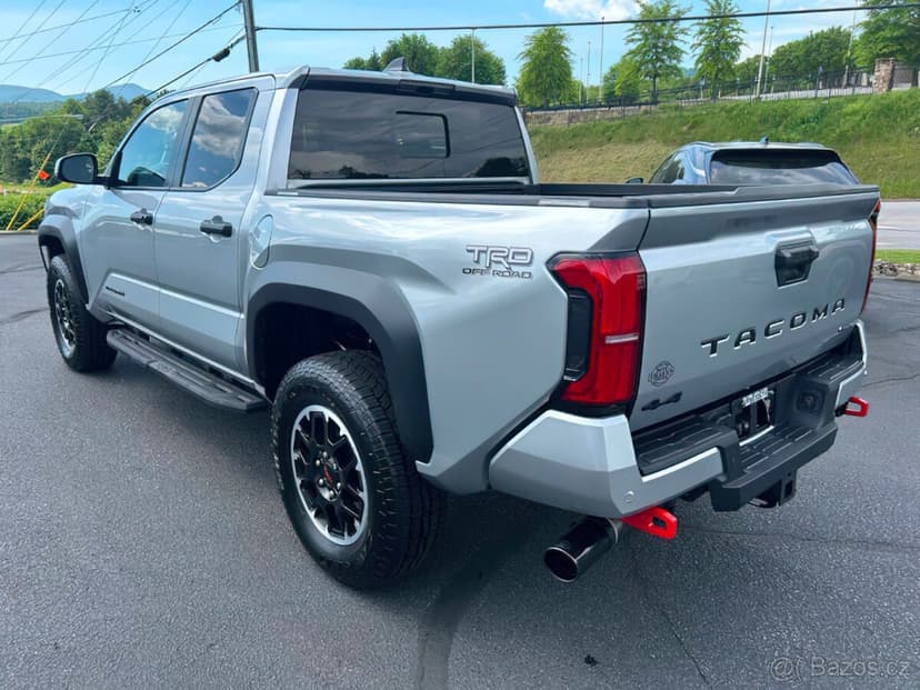 Toyota Tacoma TRD Off-Road Hybrid 2024, 2.4L Turbo, automat