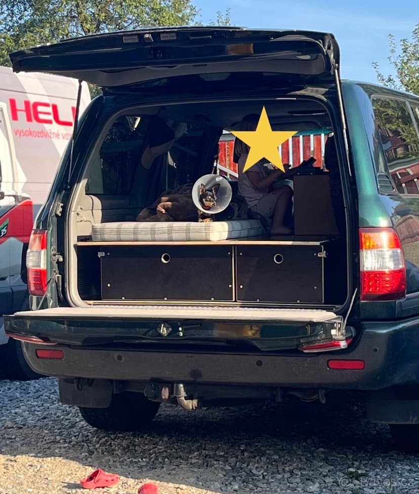 Vestavba Land Cruiser 100