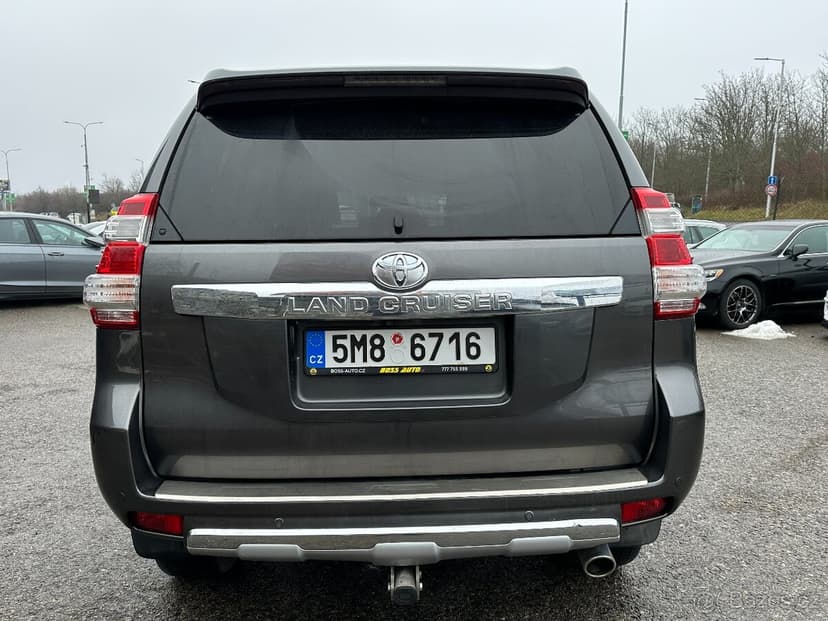 Toyota Land Cruiser 2016