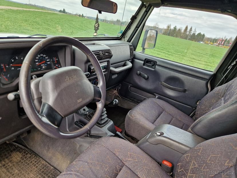 Jeep Wrangler TJ Sport 2.5 - 4x4 - evropská verze