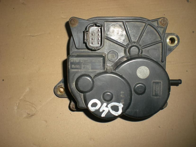 Rozvodovka,setrvák Nissan Navara D40/D23/Pathfinder R51