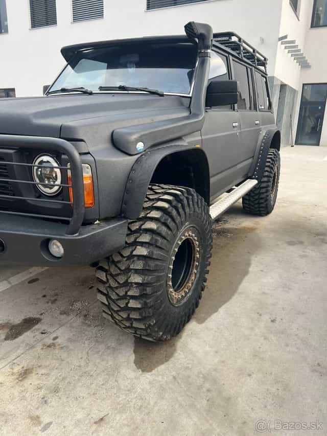 Maxxis trepador 37x12,5 r16 bedlock disky