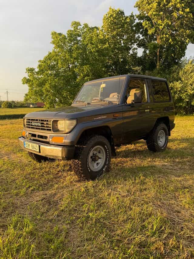 Toyota Land Cruiser 70 3.0 TD