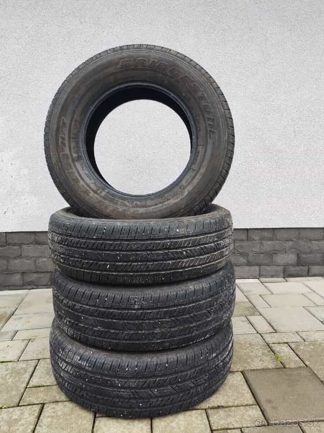 predám pneu Bridgestone Dueler