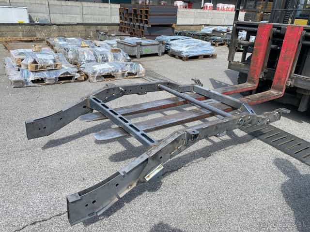 Rám - Rámy na Navara D40 / D22 / Hilux / L200