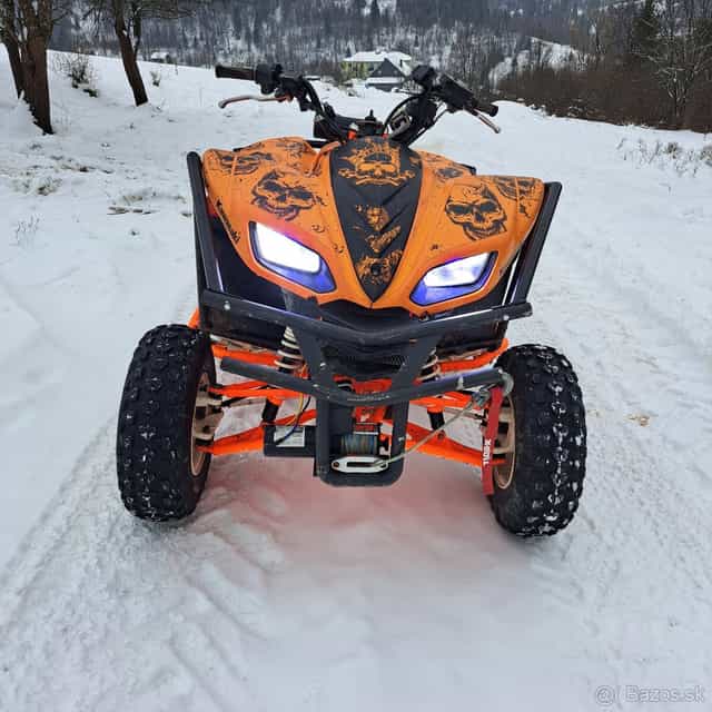 Kawasaki kfx 700 biele spz