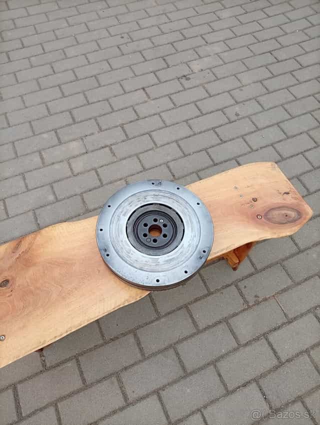 Nissan patrol y61 2.8 dvojhmotny zotrvacnik