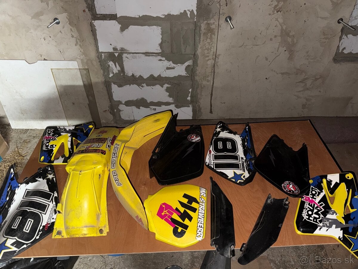 Plasty suzuki RM 250 / RM 125 2008