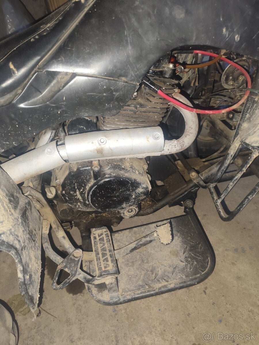 Predám štvorkolku 125