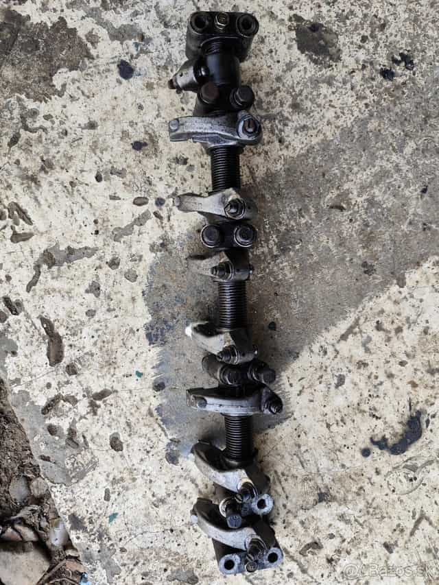 Nissan Navara D22 76kw váhadlá