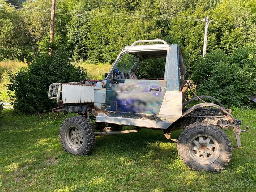 Predám Suzuki samurai BUGINA
