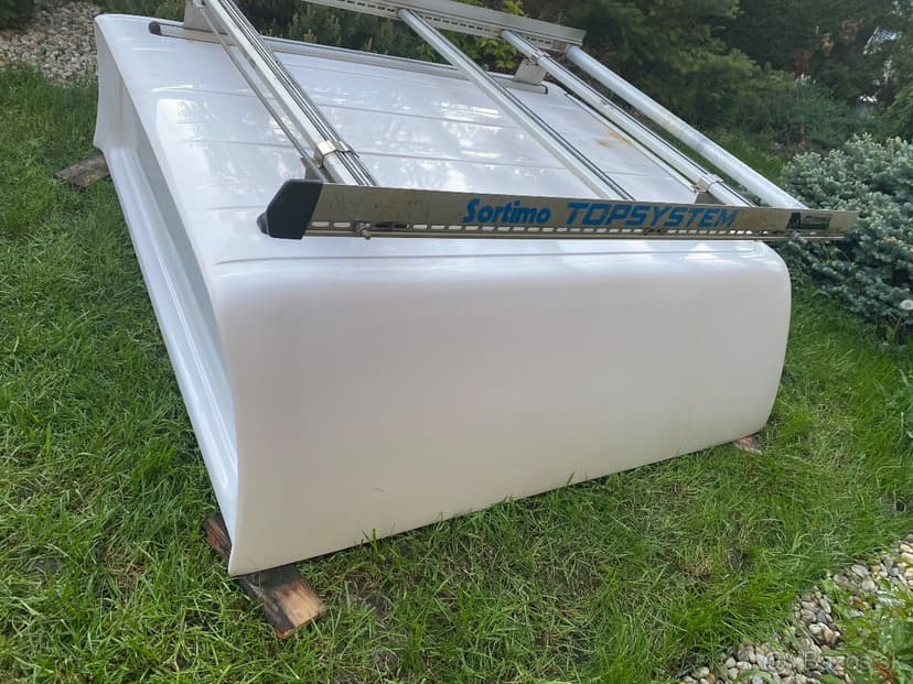 Hardtop Toyota Hilux