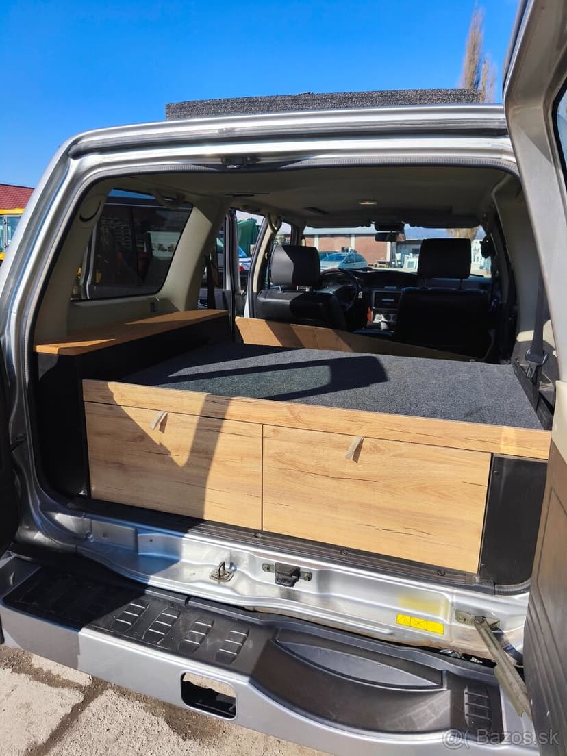 Patrol y61 GU4 zastavba