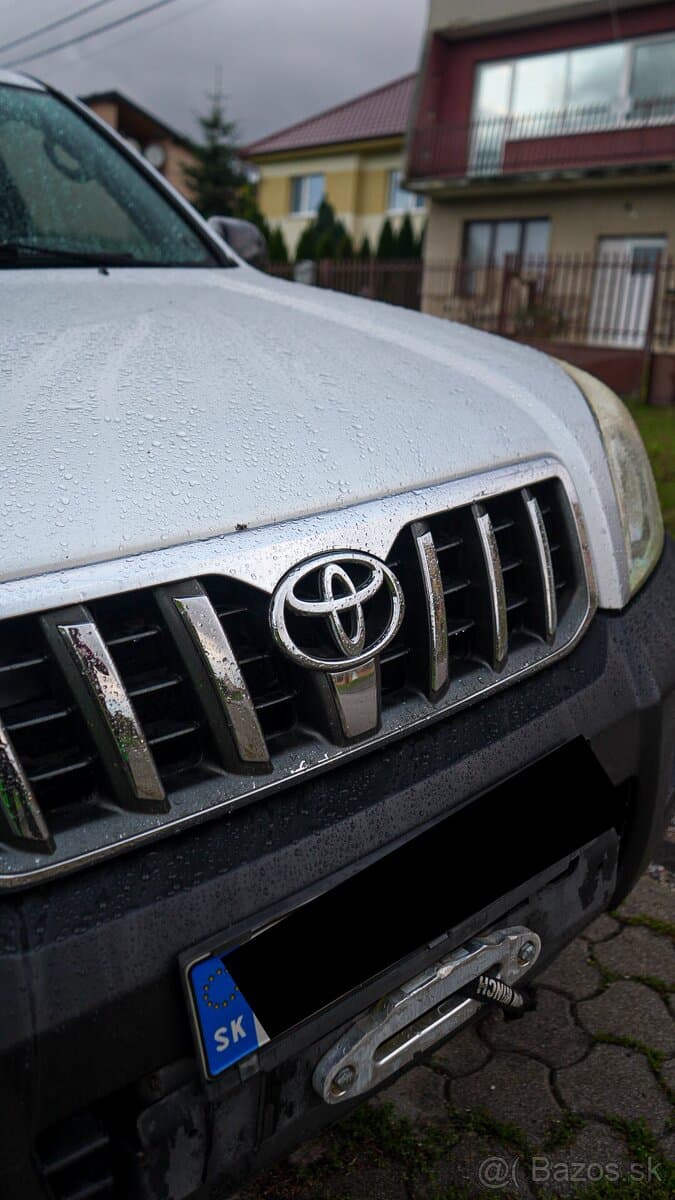 Toyota Land Cruiser J120 Prado