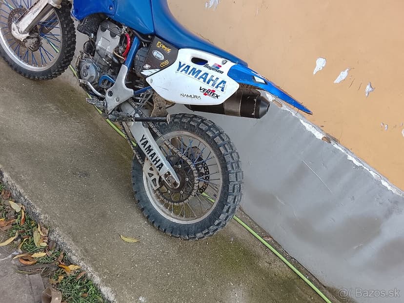 Predám Yamaha Wr 400 Rv2001