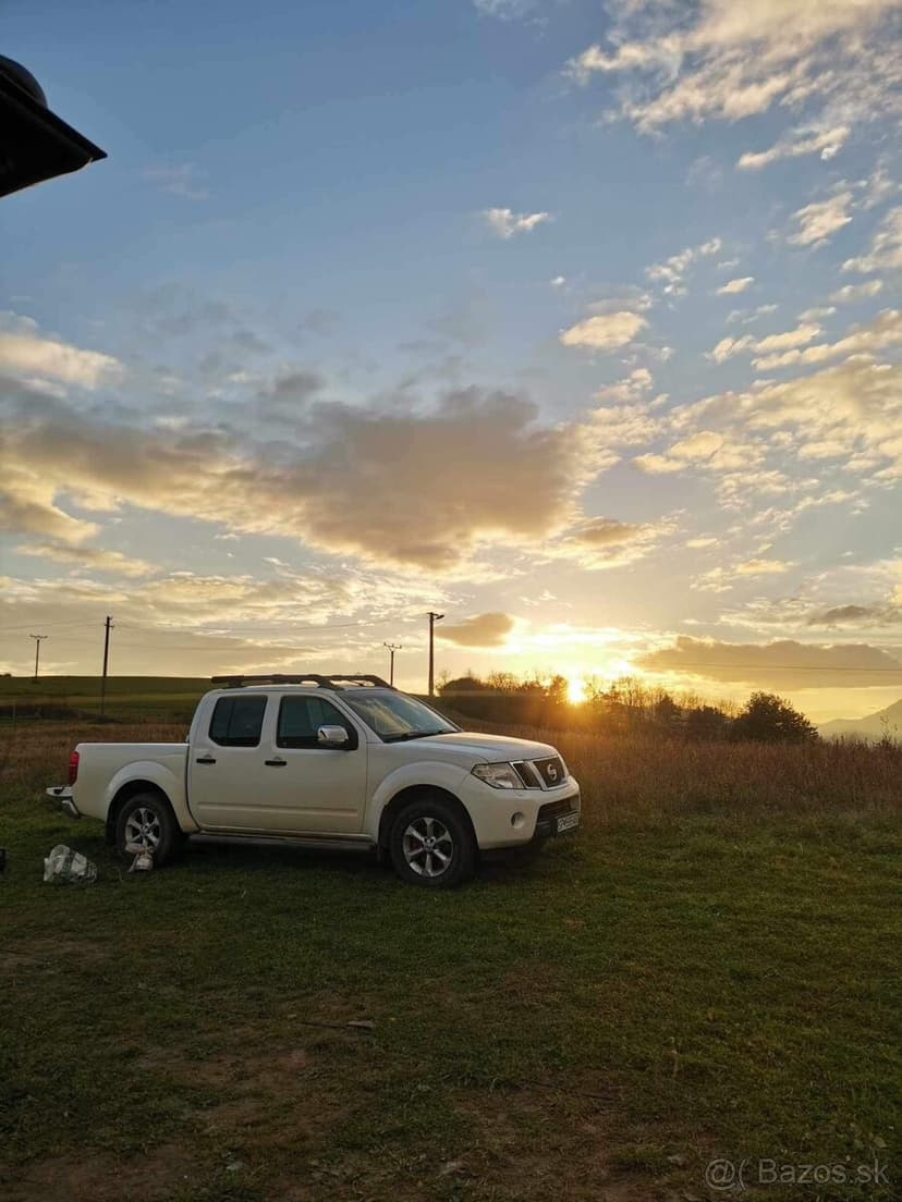 NISSAN NAVARA D40 DOUBLE CAB
