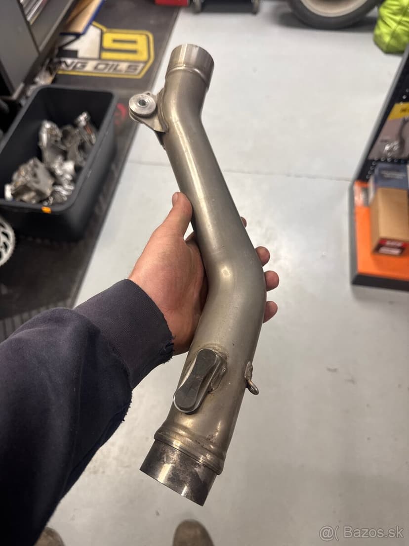 Zvod vyfuku (stredný) na enduro ktm excf