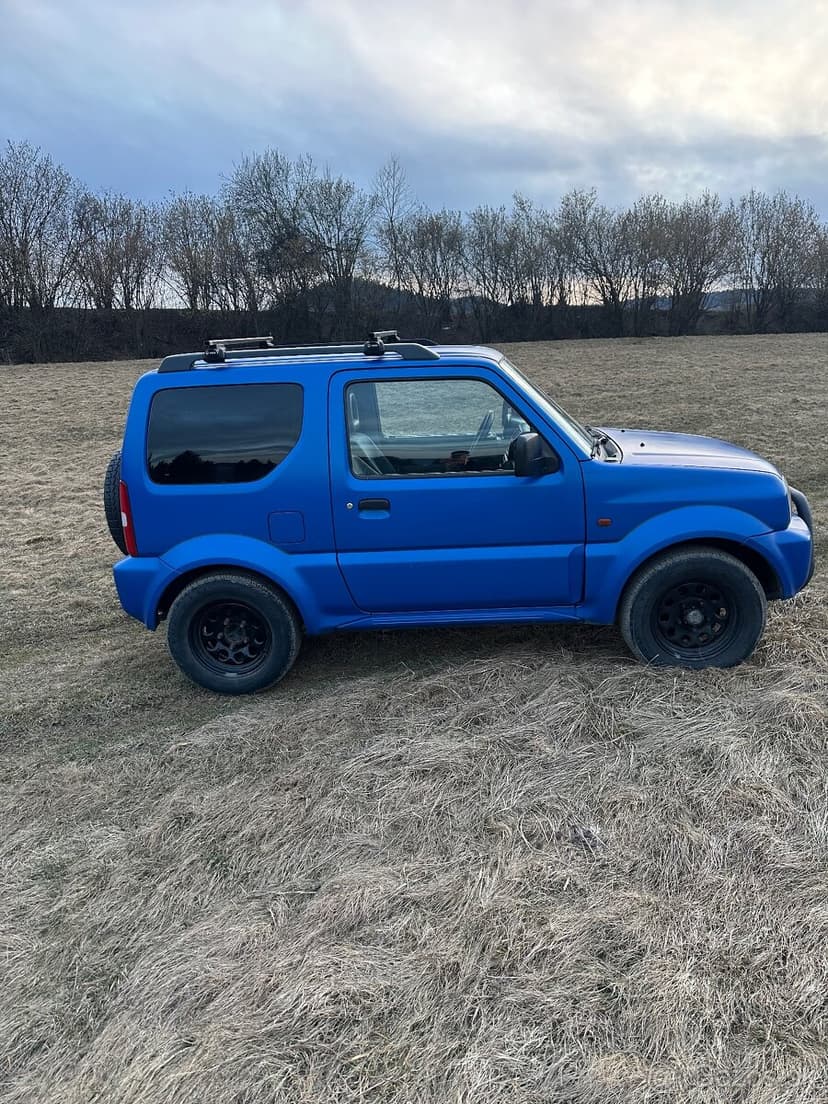Predám Suzuki Jimny 1.3, rok výroby 2001