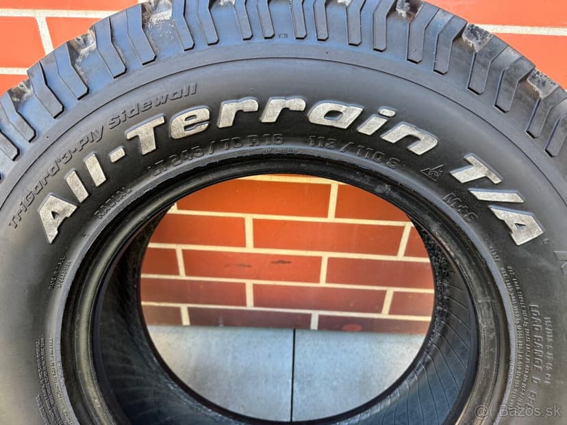 Predám offroad pneu 245/70 r16 245/70/16 4x4 R16 SUV M+S Pre