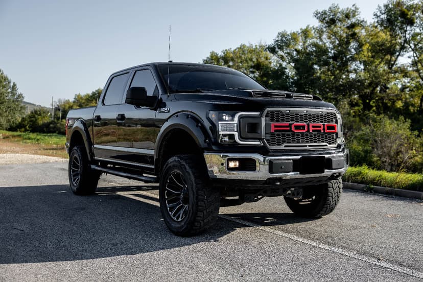 Ford F-150 RAPTOR