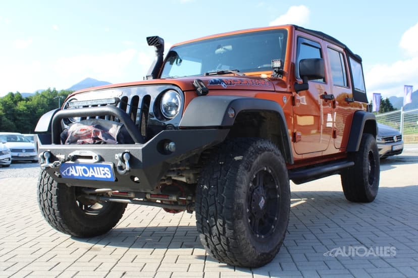 Jeep Wrangler 3,8 i V6 4WD 147 kW LIMITED MOUNTAIN EDITION