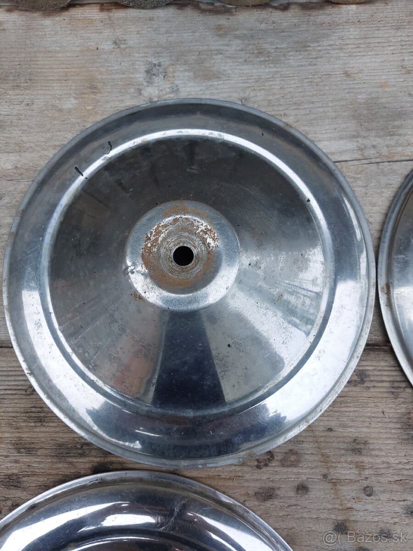 Puklice Fiat 500 veterán