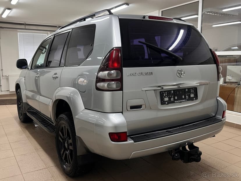 Toyota Land Cruiser 3.0 D-4D A/T