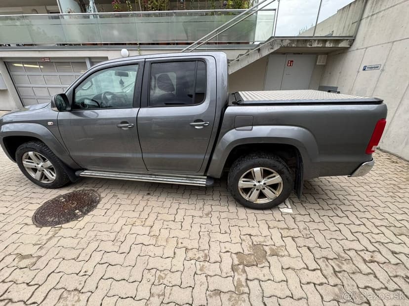 VW AMAROK DSG AUTOMAT ROK VÝROBY 2012 132 KW