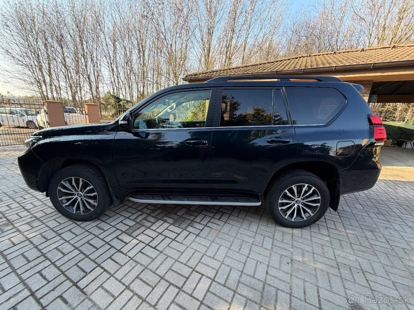 Toyota LandCruiser 2017/11 2.8D 130KW 108500km 4x4