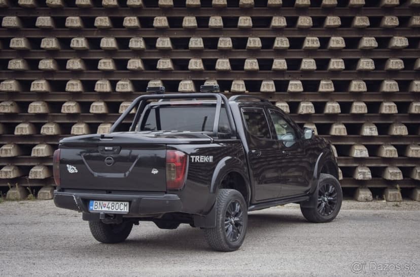 Nissan Navara Trek-1 Edition | Lift Kit | LED Rampa |
