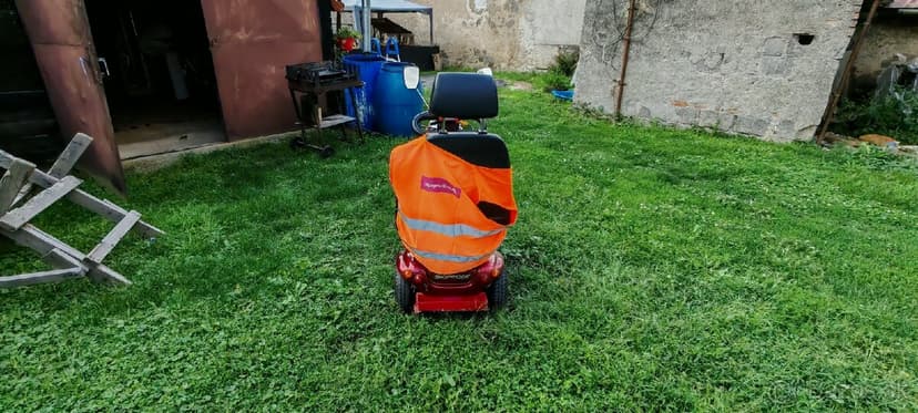 Elektrický vozík pre seniorov